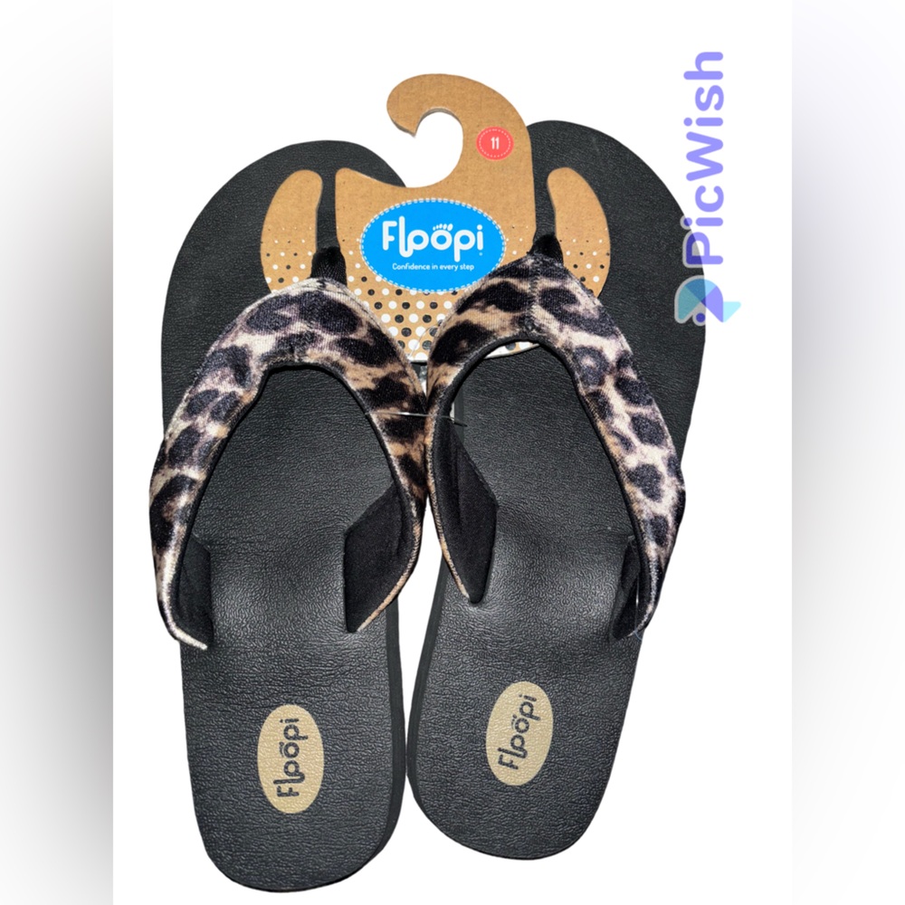 Floopi NWT Leopard Yoga Mat Flip Flops Size 11 Shoes